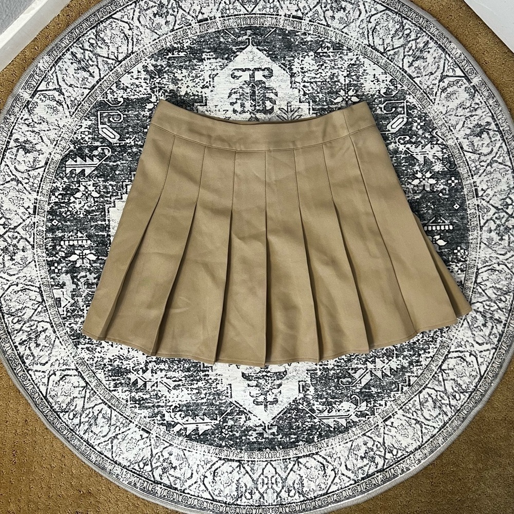 Classic Tan Pleated Skirt - Size S